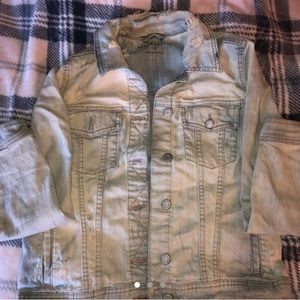 light wash distressed jean jacket